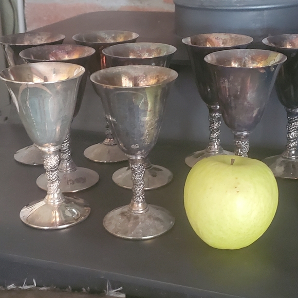 Mark Down!!                     Valero silver plated goblets (11) with Tray - Picture 5 of 7